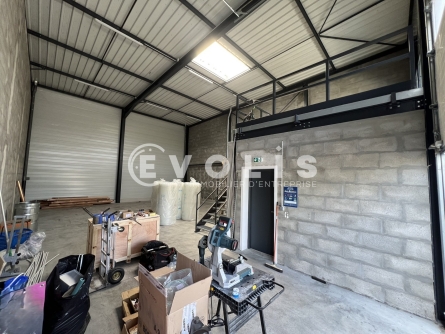 Photo 6 – location Entrepôts / activités	GENAS (69740)