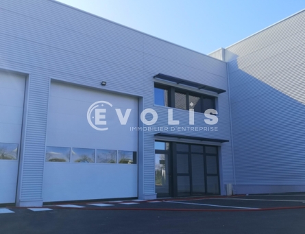 Photo 1 – location Entrepôts / activités	GENAS (69740)