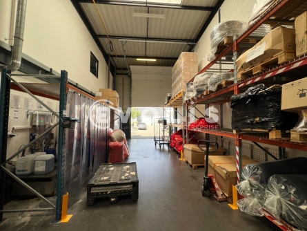 Photo 3 – vente Entrepôts / activités	SAINT PRIEST (69800)