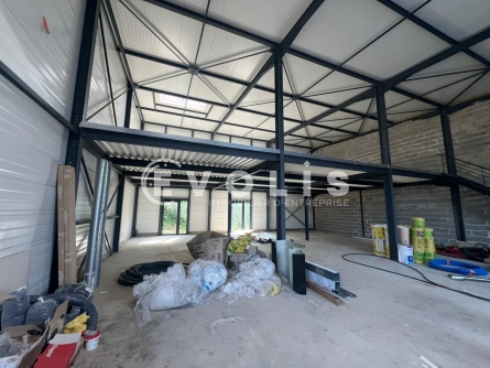 Photo 5 – location Entrepôts / activités	TREVOUX (01600)