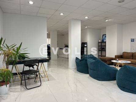 Photo 2 – location Locaux commerciaux	PARIS (75015)