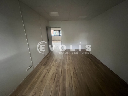 Photo 9 – location bureaux	SAVIGNY LE TEMPLE (77176)