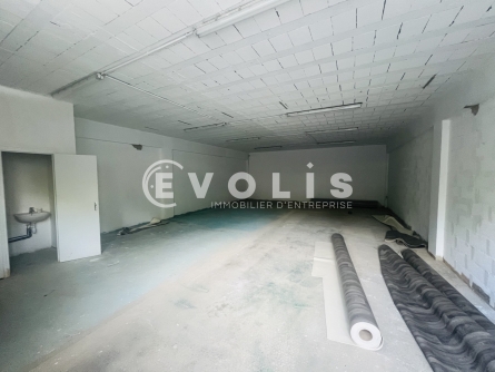 Photo 1 – location Entrepôts / activités	NOISY LE GRAND (93160)