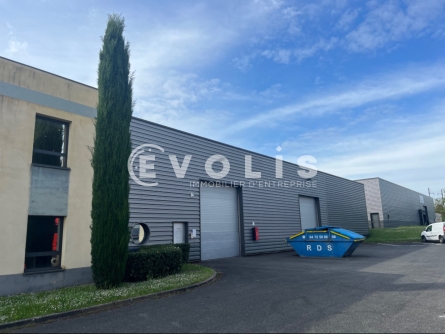 Photo 2 – location Entrepôts / activités	ARNAS (69400)