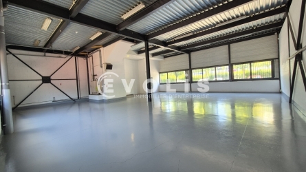 Photo 3 – location Entrepôts / activités	MONTEVRAIN (77144)