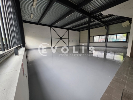 Photo 1 – location Entrepôts / activités	MONTEVRAIN (77144)