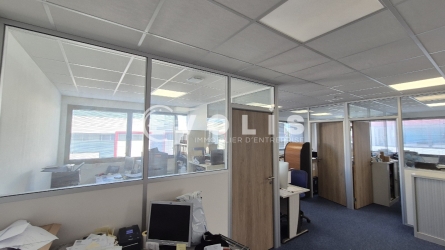 Photo 8 – location Entrepôts / activités	CHANTELOUP EN BRIE (77600)