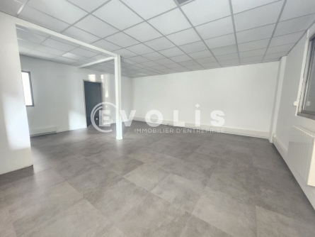 Photo 7 – location Entrepôts / activités	BRON (69500)