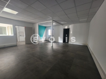 Photo 8 – location Entrepôts / activités	BRON (69500)