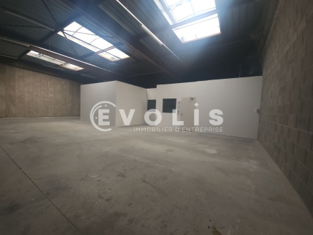 Photo 12 – location Entrepôts / activités	BRON (69500)