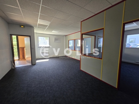 Photo 6 – location Entrepôts / activités	CHAMPLAN (91160)