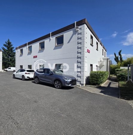 Photo 1 – location Entrepôts / activités	CHAMPLAN (91160)