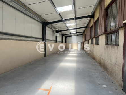 Photo 14 – location Entrepôts / activités	CHASSIEU (69680)