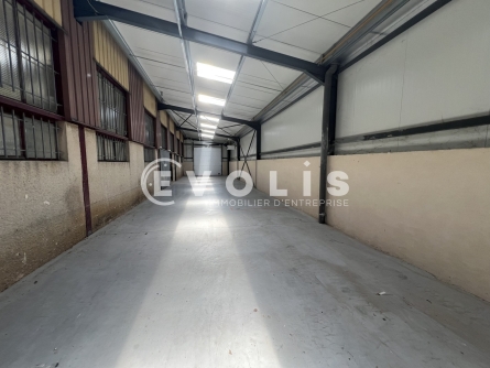 Photo 15 – location Entrepôts / activités	CHASSIEU (69680)