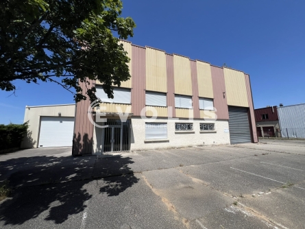 Photo 3 – location Entrepôts / activités	CHASSIEU (69680)