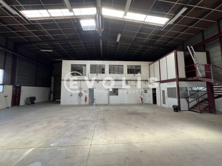 Photo 6 – location Entrepôts / activités	CHASSIEU (69680)