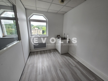Photo 2 – location bureaux	ORSAY (91400)