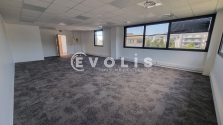 Photo 5 – location bureaux	SERRIS (77700)