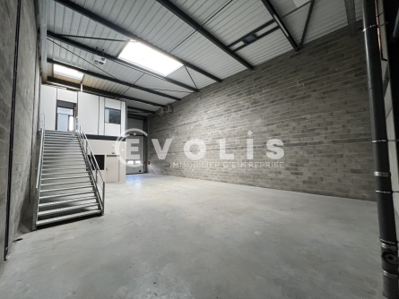 Photo 4 – location Entrepôts / activités	GENAS (69740)