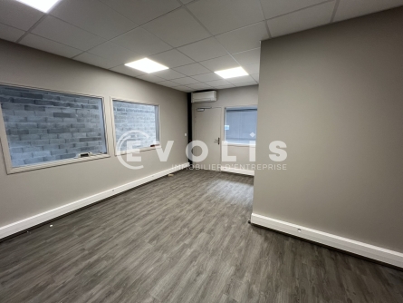 Photo 14 – location Entrepôts / activités	GENAS (69740)