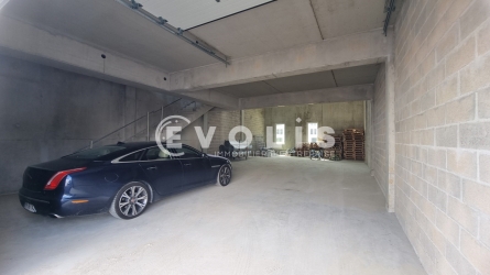Photo 6 – vente Entrepôts / activités	SERRIS (77700)