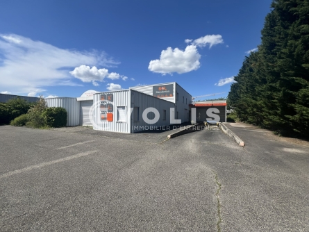 Photo 1 – vente Entrepôts / activités	BELIGNEUX (01360)