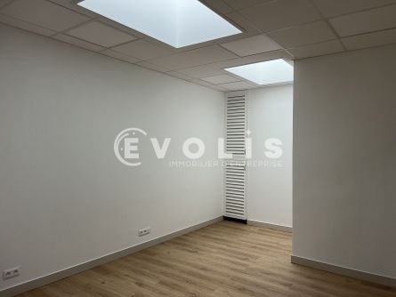 Photo 3 – vente bureaux	PARIS (75015)