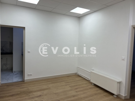 Photo 1 – vente bureaux	PARIS (75015)