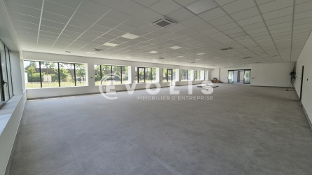 Photo 9 – location Entrepôts / activités	SERRIS (77700)