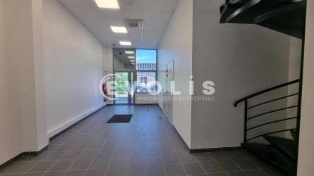 Photo 8 – location Entrepôts / activités	COLLEGIEN (77090)