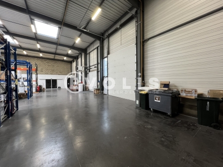 Photo 5 – location Entrepôts / activités	SAINT PRIEST (69800)