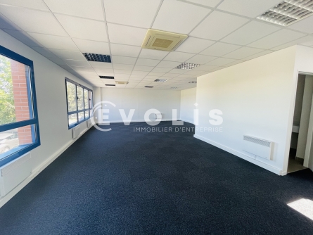 Photo 5 – location Entrepôts / activités	LIEUSAINT (77127)