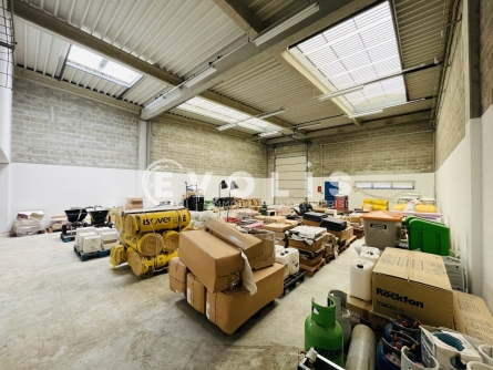 Photo 2 – location Entrepôts / activités	LIEUSAINT (77127)