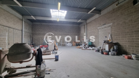 Photo 2 – location Entrepôts / activités	SAINT THIBAULT DES VIGNES (77400)
