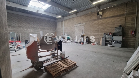 Photo 3 – location Entrepôts / activités	SAINT THIBAULT DES VIGNES (77400)