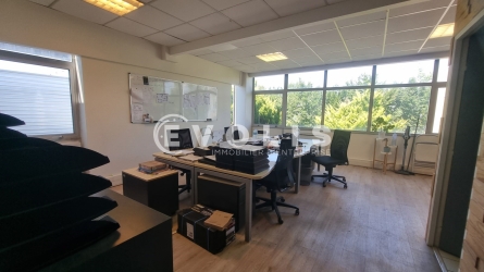Photo 4 – location Entrepôts / activités	SAINT THIBAULT DES VIGNES (77400)