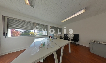 Photo 10 – location Entrepôts / activités	SAINT GENIS LAVAL (69230)