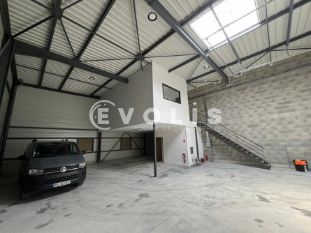 Photo 7 – location Entrepôts / activités	BRINDAS (69126)