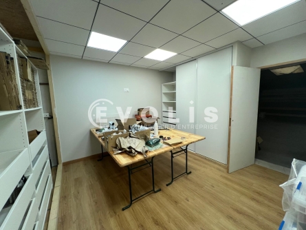Photo 9 – vente Entrepôts / activités	CHASSIEU (69680)