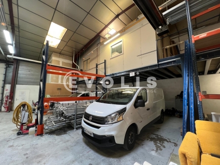 Photo 4 – vente Entrepôts / activités	CHASSIEU (69680)