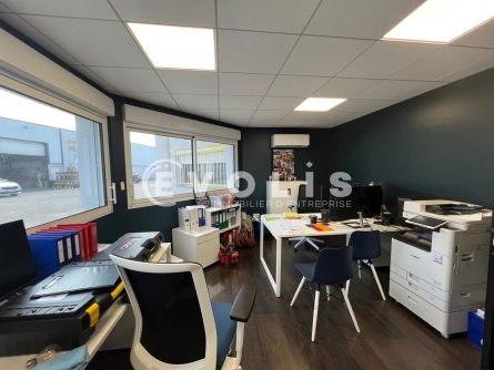 Photo 5 – vente Entrepôts / activités	CHASSIEU (69680)