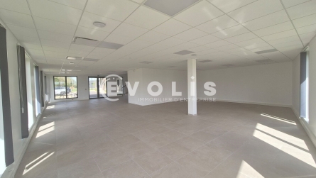 Photo 9 – location Entrepôts / activités	COUPVRAY (77700)