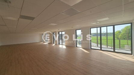 Photo 12 – location Entrepôts / activités	COUPVRAY (77700)
