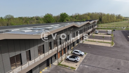 Photo 15 – location Entrepôts / activités	COUPVRAY (77700)