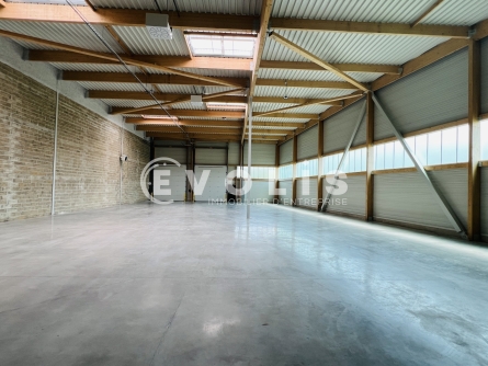 Photo 3 – location Entrepôts / activités	COUPVRAY (77700)