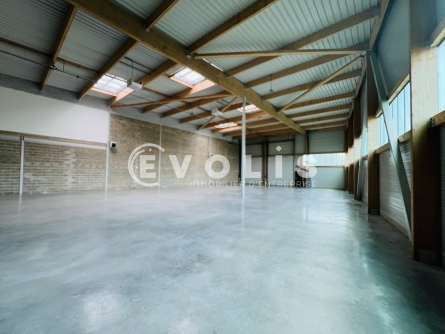 Photo 2 – location Entrepôts / activités	COUPVRAY (77700)