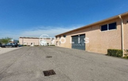 Photo 2 – location Entrepôts / activités	TOUSSIEU (69780)