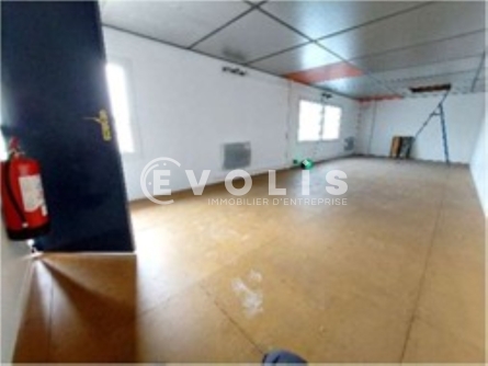Photo 4 – location Entrepôts / activités	TOUSSIEU (69780)