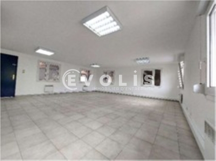 Photo 13 – location Entrepôts / activités	TOUSSIEU (69780)