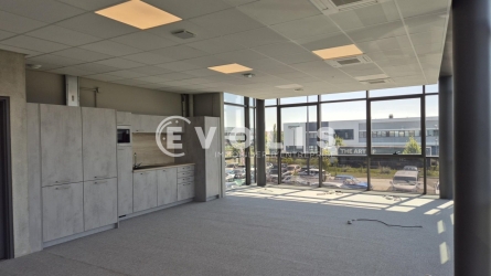 Photo 4 – location bureaux	CHANTELOUP EN BRIE (77600)